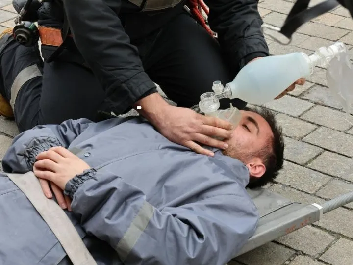 Top Jobs You Can Get with a Basic Emergency Life Support Certificate