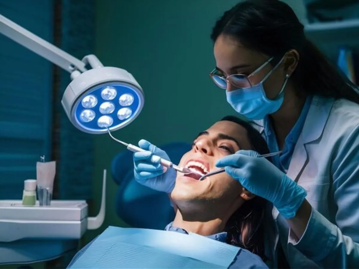 How Do I Choose the Right Cosmetic Dentist in Burbank?