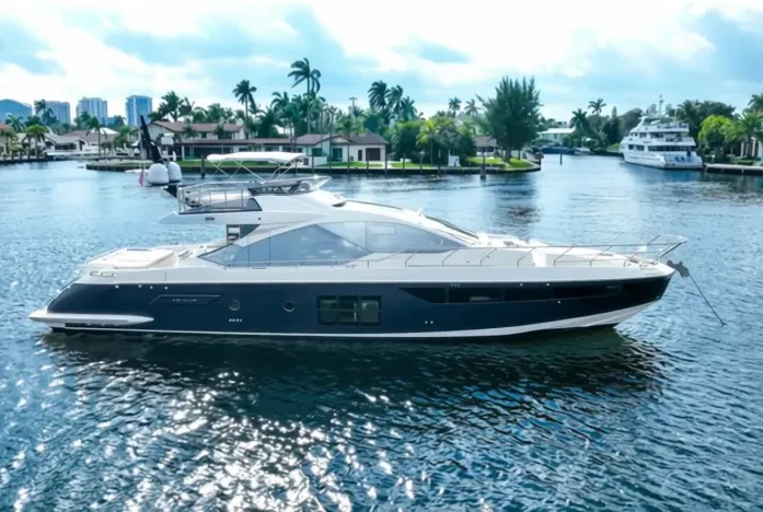 Azimut 70 Superyacht: Features and Pricing