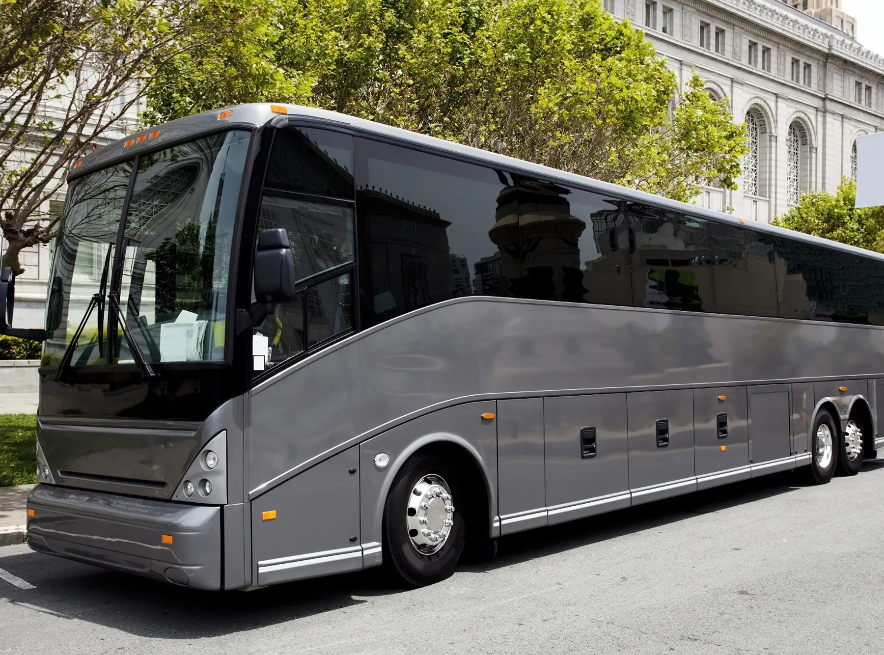 Why Is Charter Bus Rental So Popular In The USA?