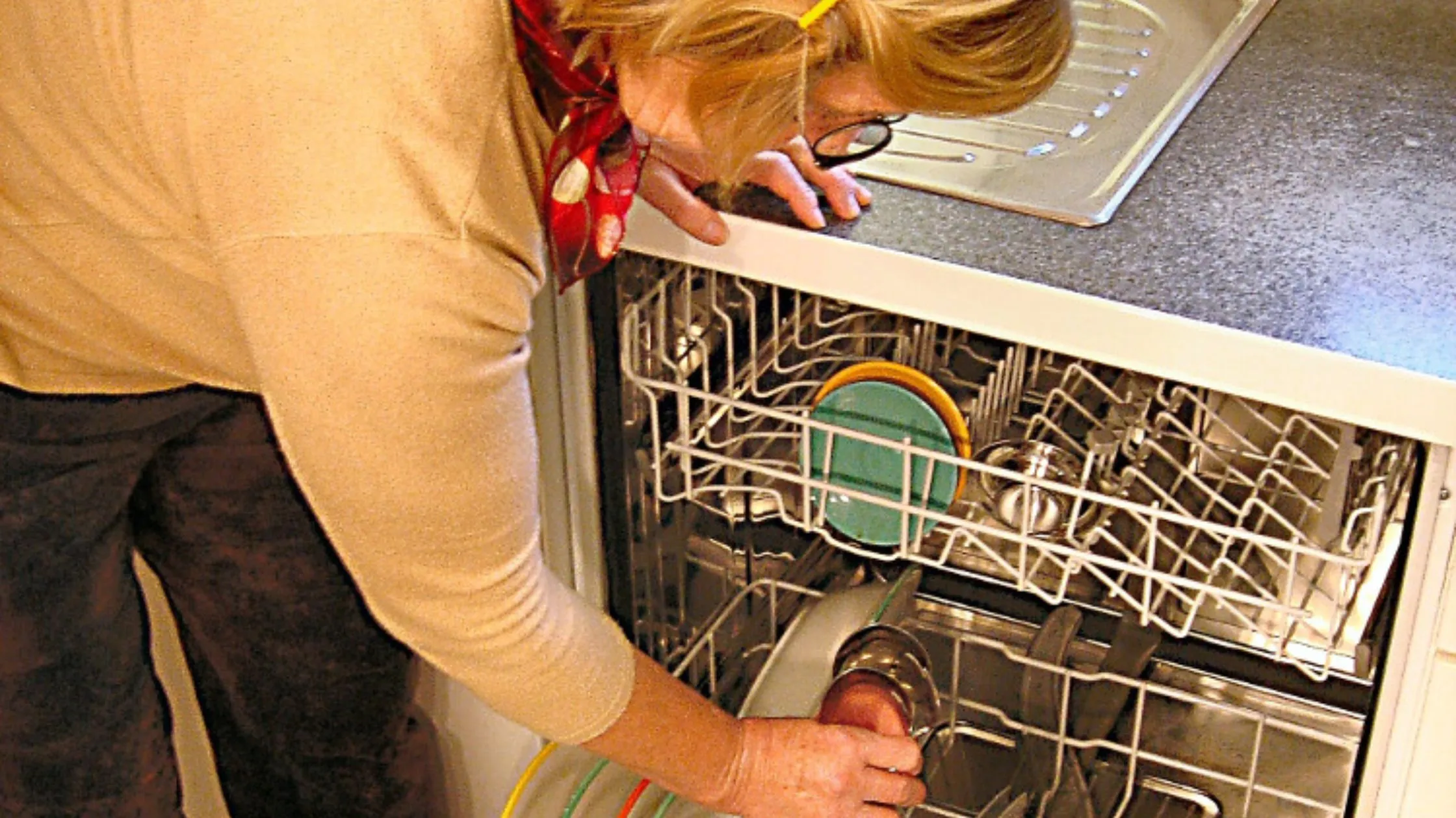 Is Your Dishwasher Not Cleaning Properly and Needs Repair?