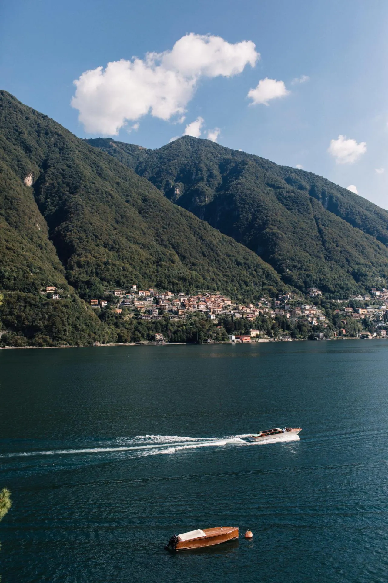 From Vows to Views: Wedding Photographer Lake Como Secrets