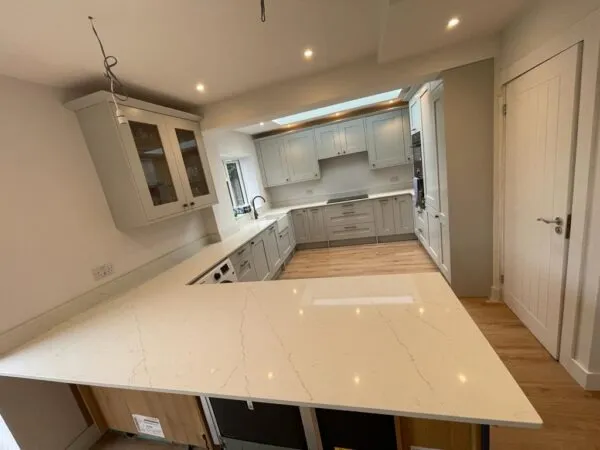 How Can You Create a Luxury Kitchen Without Overspending?