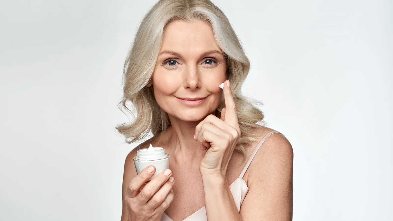 Beat the Heat: Top Expert Summer Beauty Tips for Dry Skin