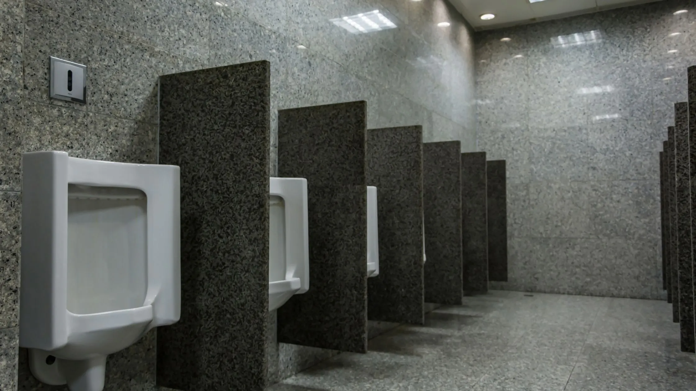 How to Choose the Right Office Toilet Cubicle Supplier