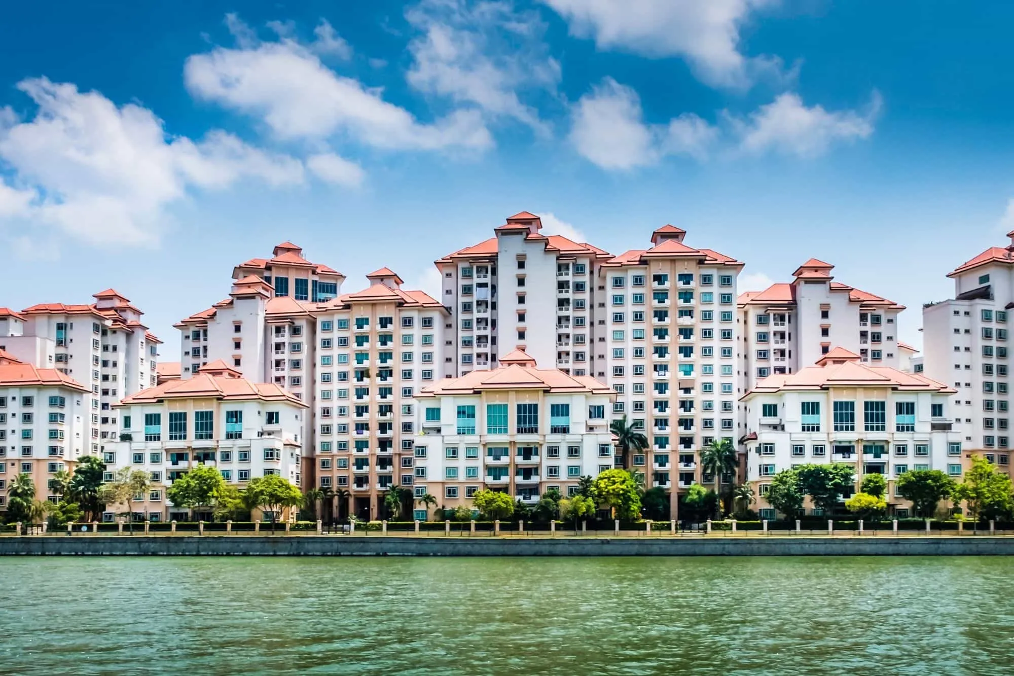 Singapore’s Property Spotlight: Dover Residences and Tanjong Rhu Residences Capture Market Attention