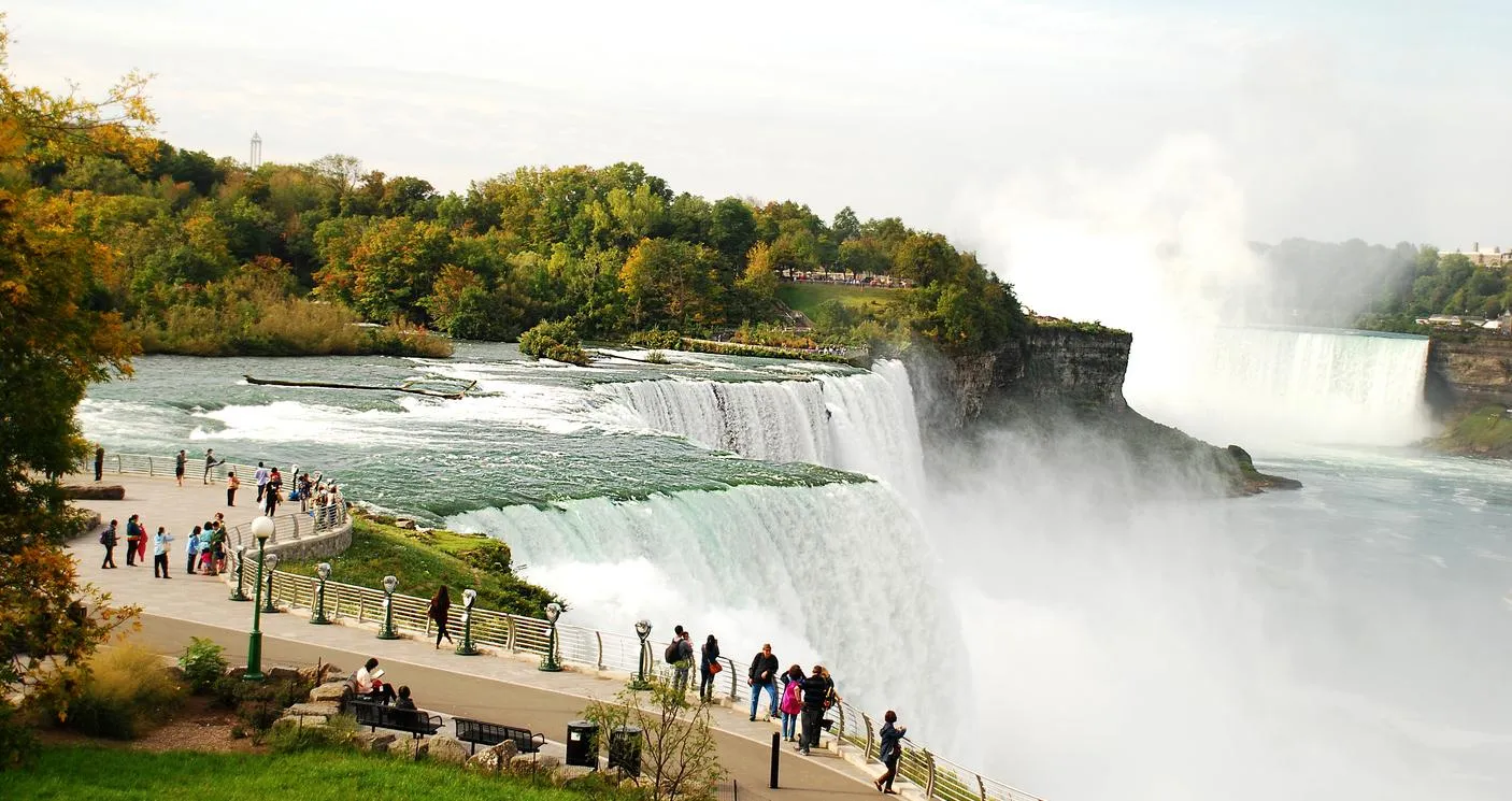 Niagara Falls Tours That Turn a Simple Trip into Something Unforgettable