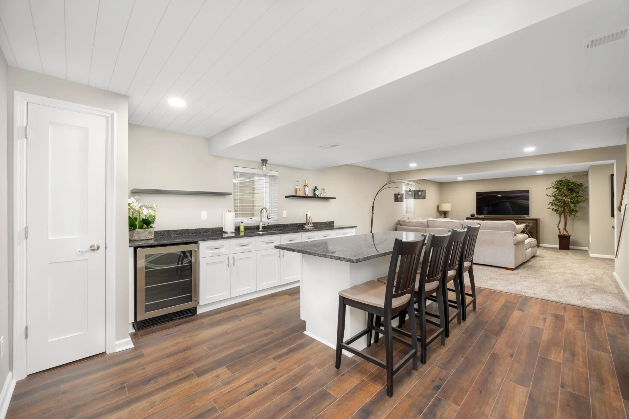 How to Choose the Right Remodeling Contractor (Checklist)