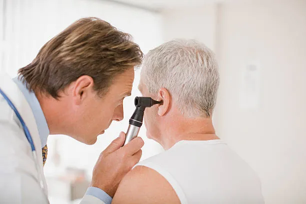 6 Signs You Need to See an Earwax Removal Specialist — Not Just Use Olive Oil Drops