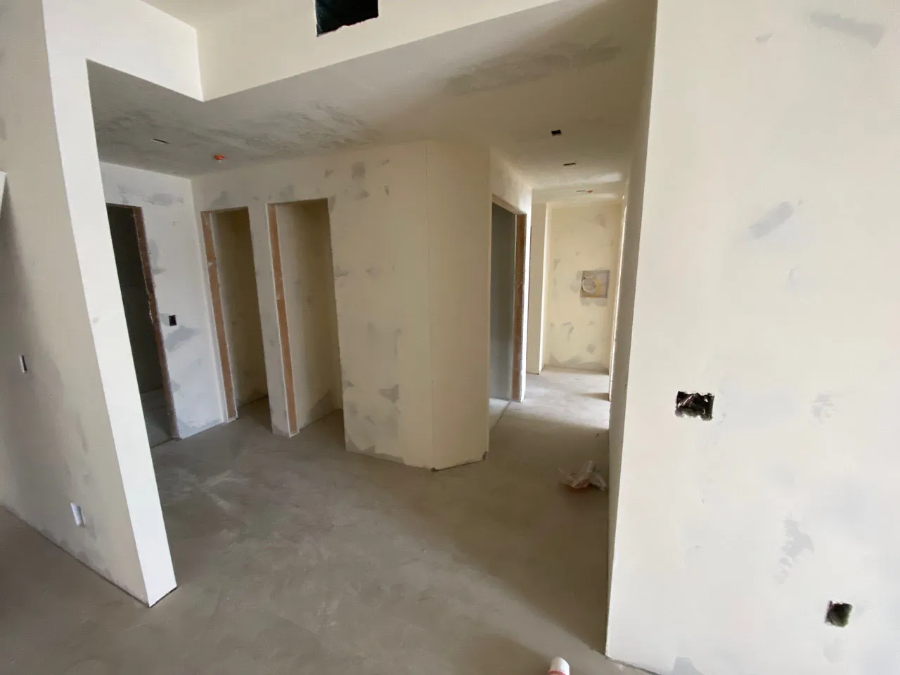 What Should Homeowners Know Before Choosing Interior Woodwork Installation for a High-Quality and Lasting Home Upgrade?