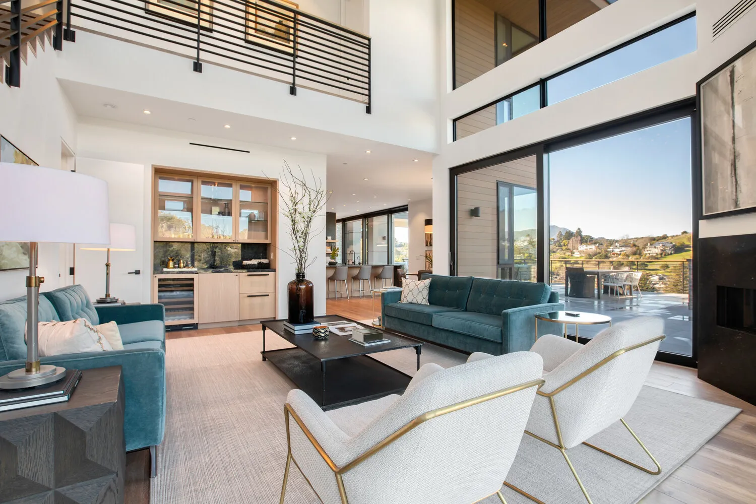 Real Estate Photographer In San Francisco That Turns One Shoot Into A Full Marketing Set
