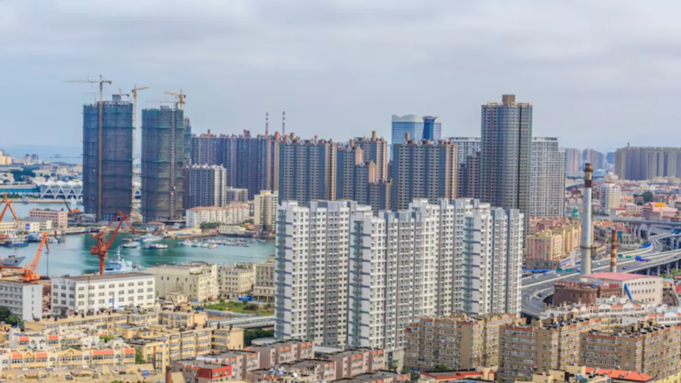 Flats for Rent in Gurgaon: A Simple Guide That Thinks Along the Way