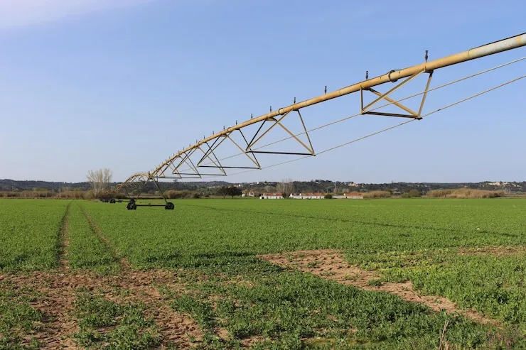 Transform Your Farm with Center Pivot Taber & Lethbridge Technology