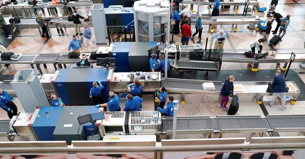 Best Times to Pass Through Denver Airport Security Without Long Waits