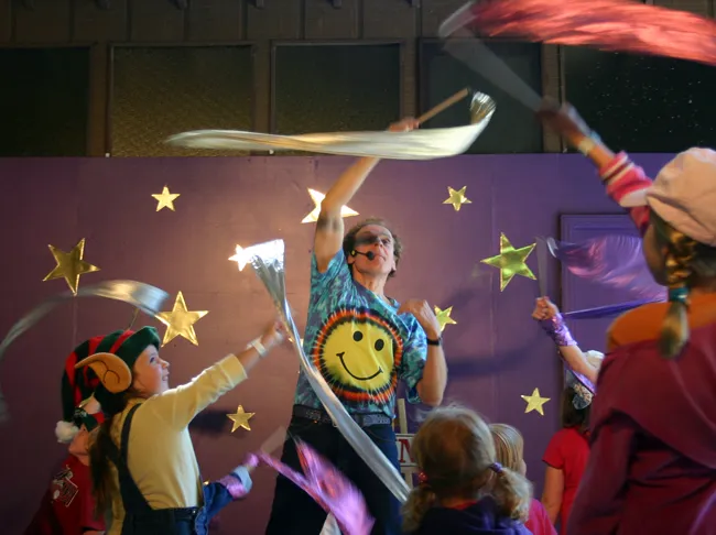 How to Book a Kids' Concert in Toronto for Your Event