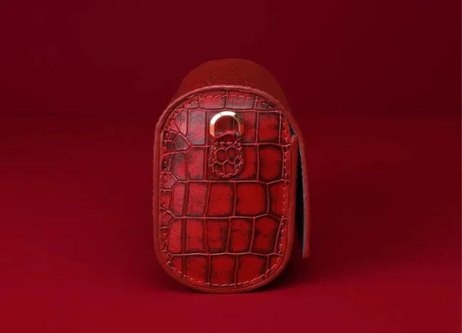 The Makarah Collection – Timeless Style in Crocodile Leather Handbags