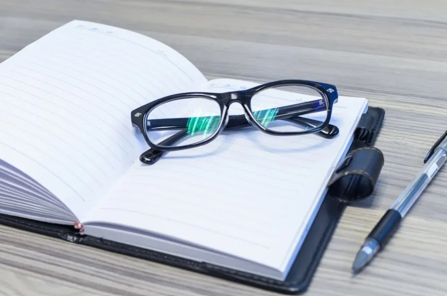 Eyewear Anatomy: A Complete Guide to Frame Components