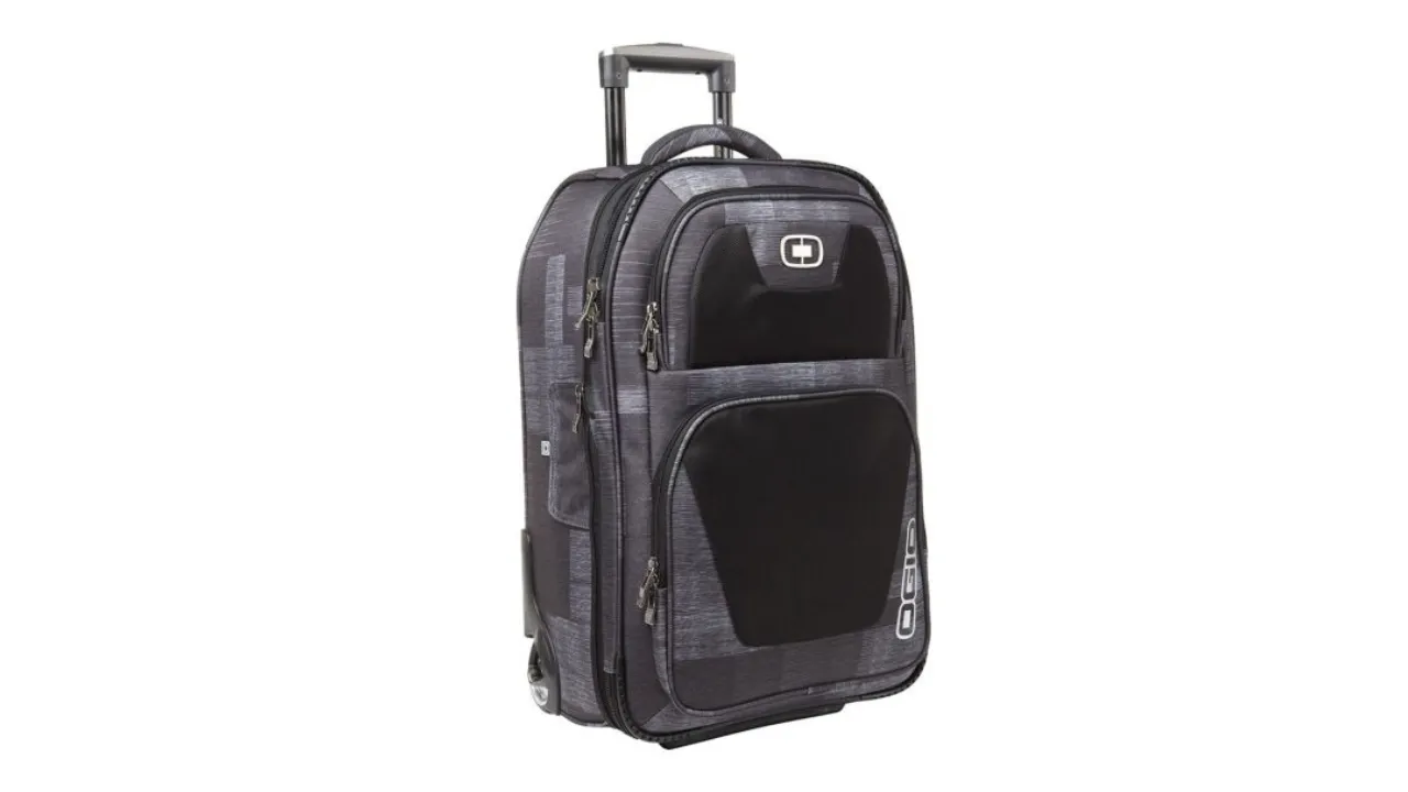 How to Select Durable Staff Backpacks for Giveaways and Brand Identity with Custom Logos