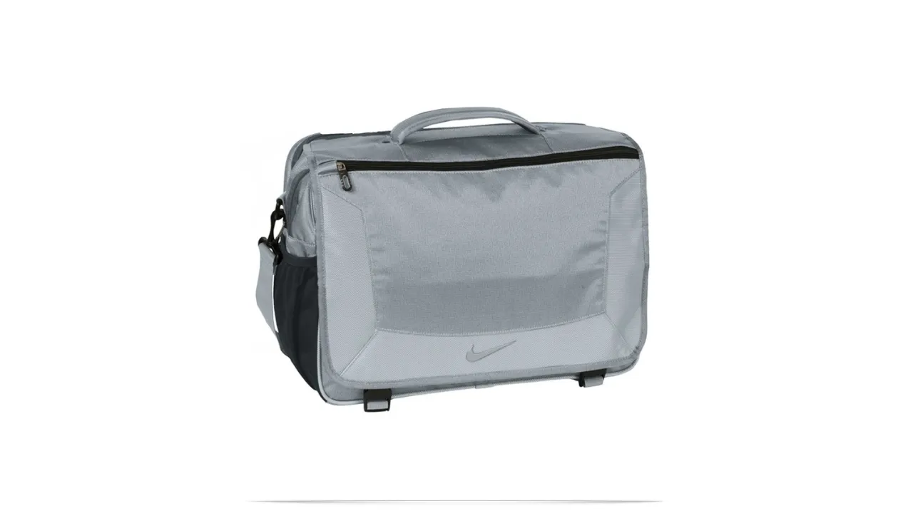 How to Select Durable Staff Backpacks for Giveaways and Brand Identity with Custom Logos