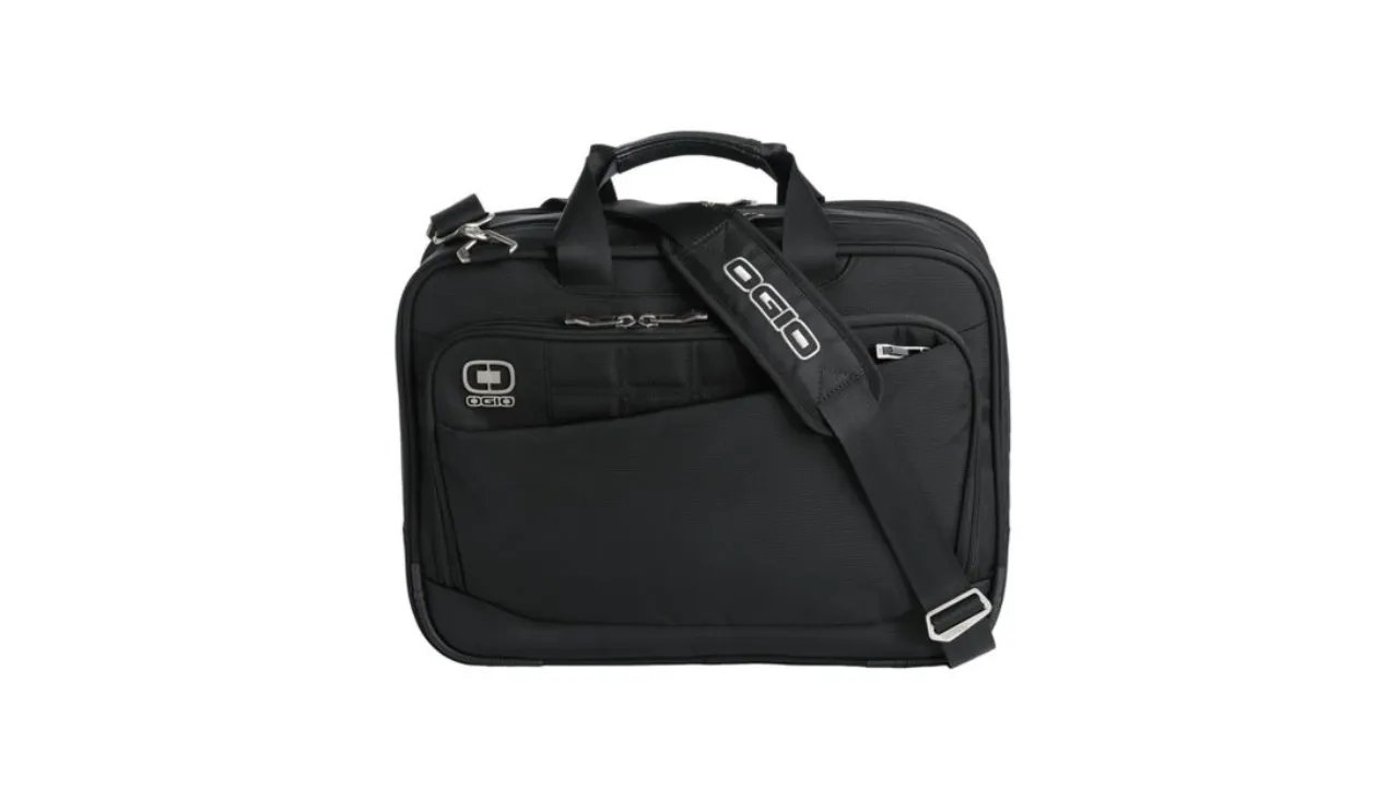 How to Select Durable Staff Backpacks for Giveaways and Brand Identity with Custom Logos
