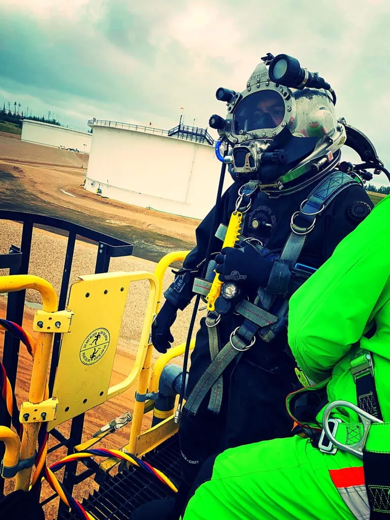 Diving Deep: Exploring the World of Underwater Construction Services