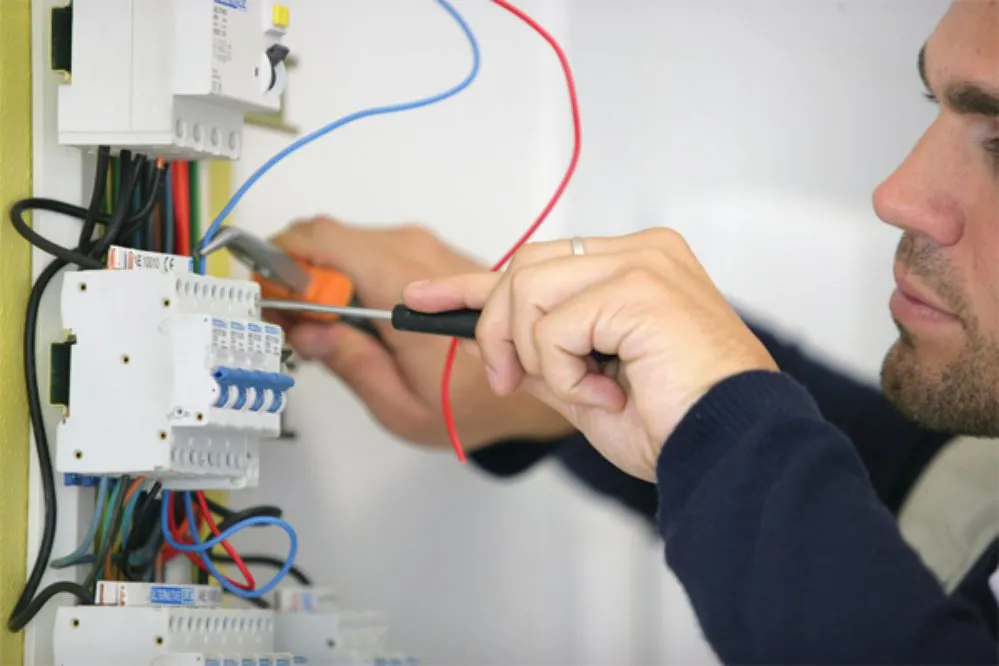 Reliable Electrical Maintenance Services in Montreal