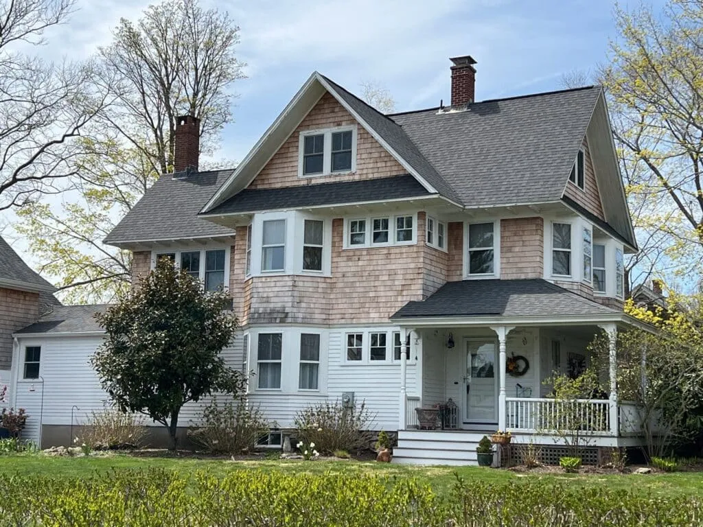 Benefits of Hiring Experienced Providence Roofing Contractors for Your Home