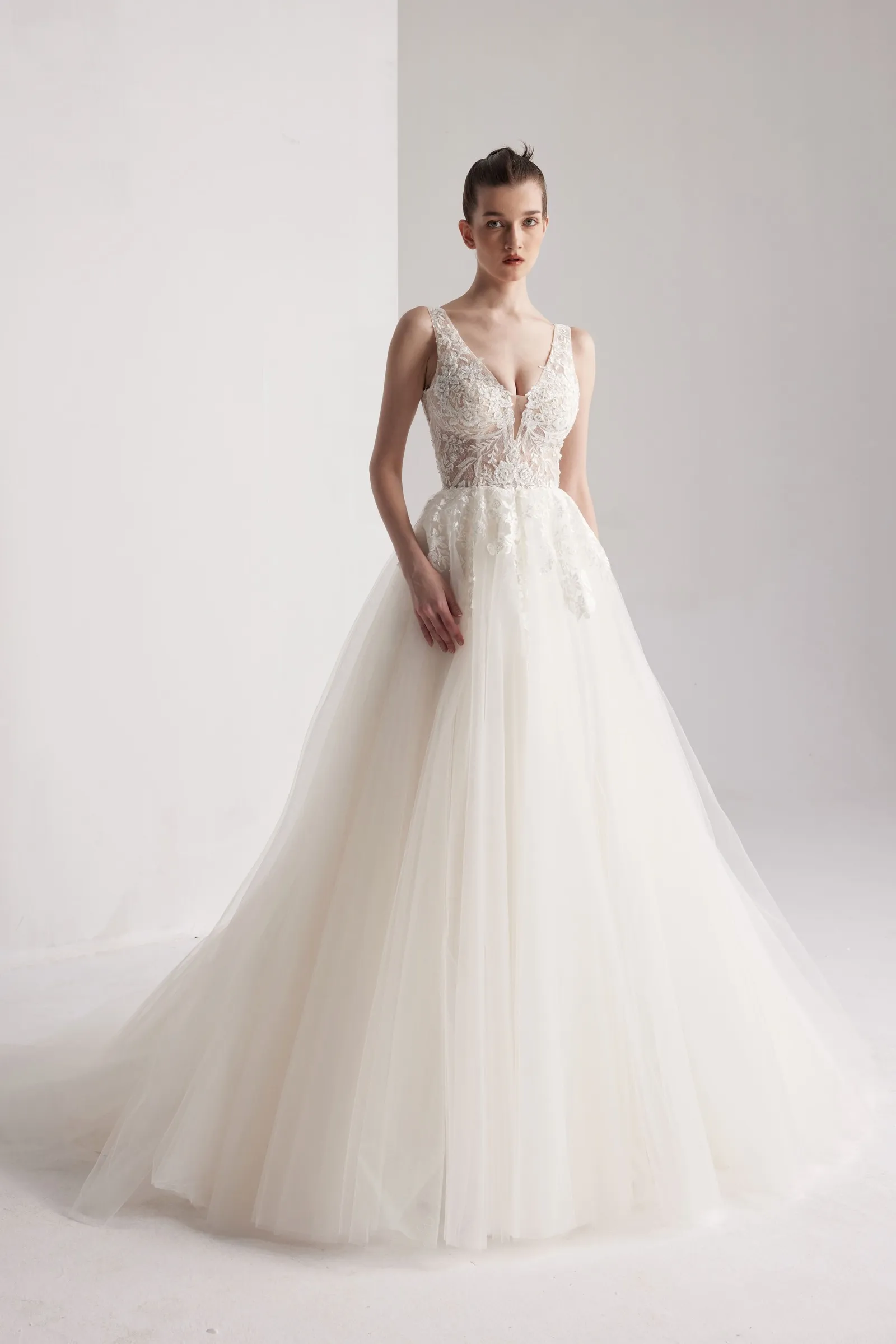 What Nobody Tells You About Buying a Bridal Gown Online