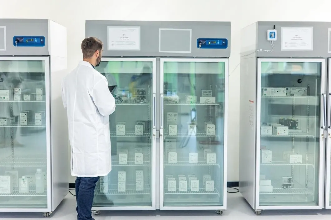 Best Refrigerator for Pharmacy Safe Medicine Storage