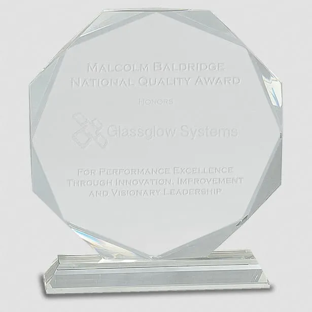 How Do You Choose a Premium-Looking Crystal Award Design?