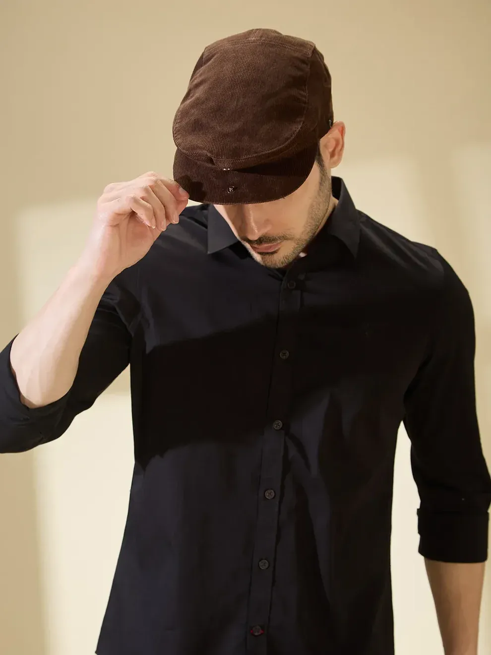 How to Style Your Sweatshirts for a Trendy Winter Look?