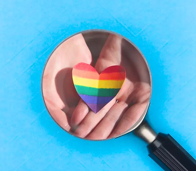 Why It’s Easier to Meet Gay Singles Online Now