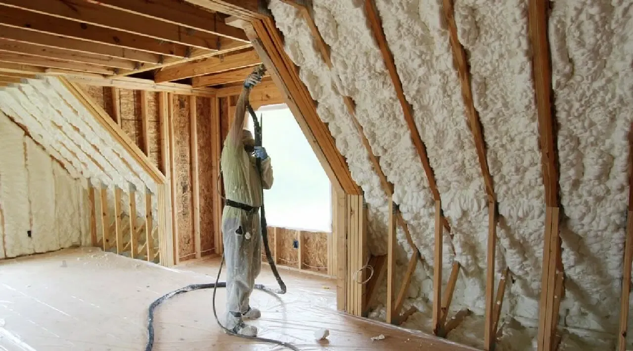 How Spray Foam Roofing Insulation Creates a Seamless Waterproof Bond