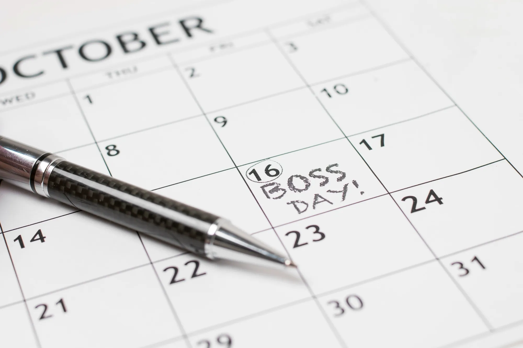 How to Turn 15 Vacation Days Into 45 Days Off: A Calendar Hacking Guide for 2026