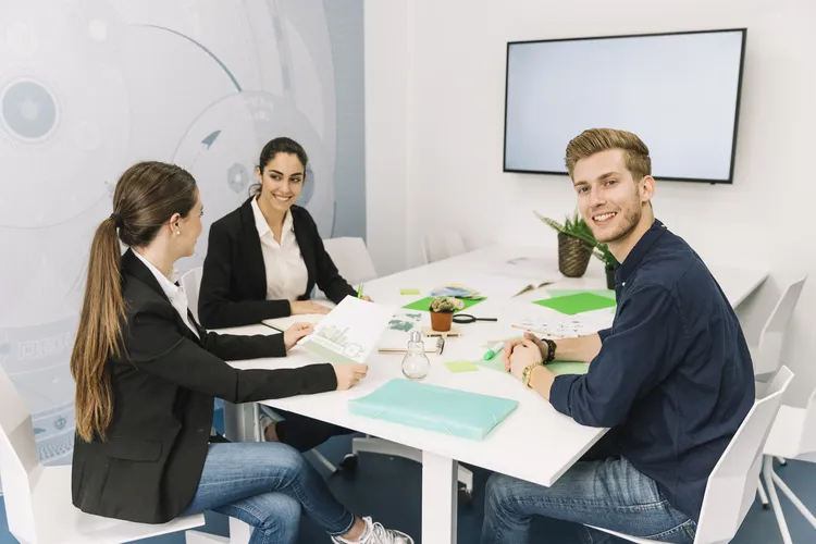 Smart People Strategies That Actually Work for Growing Teams