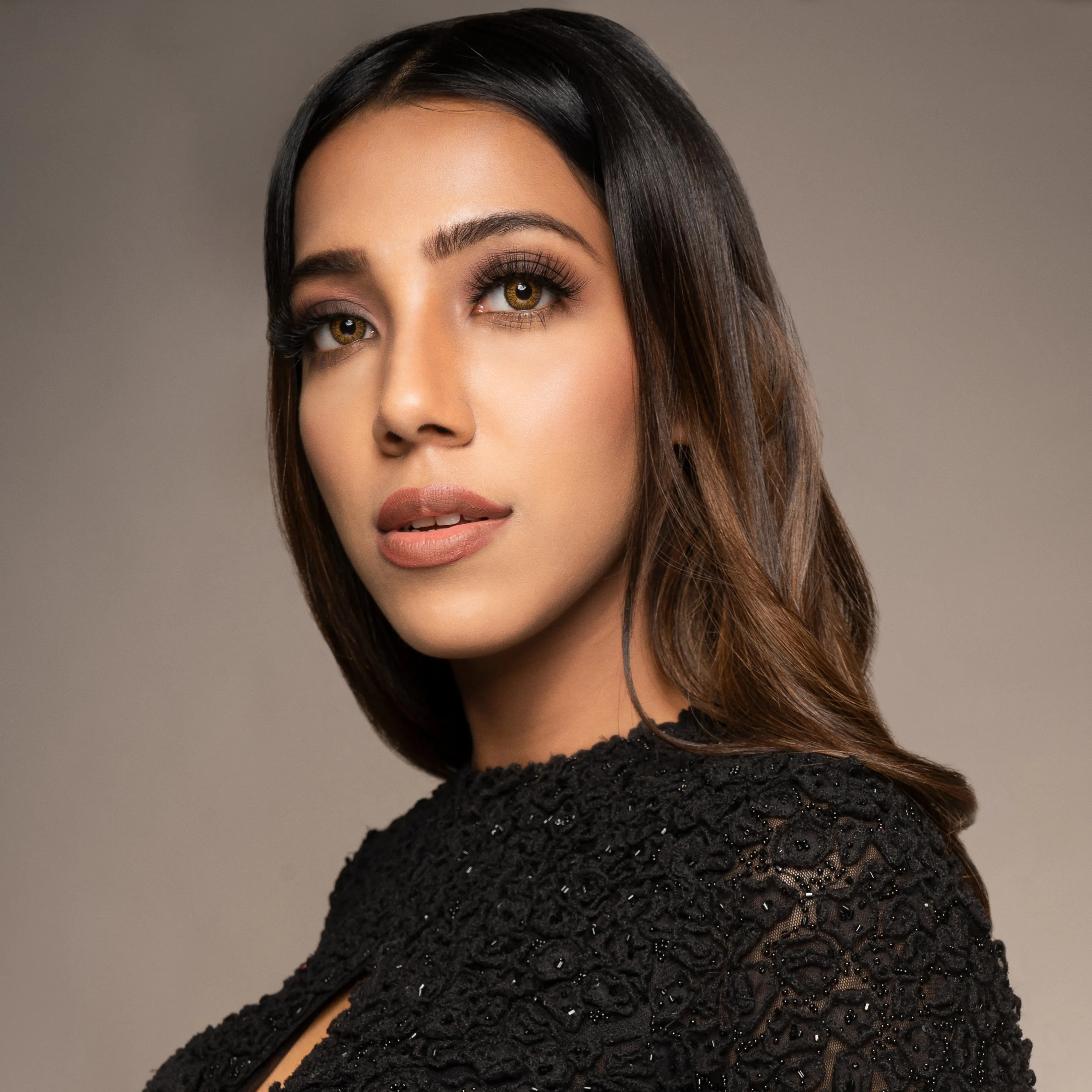 Why Bridal Hair and Makeup Services Ensure Smooth Styling