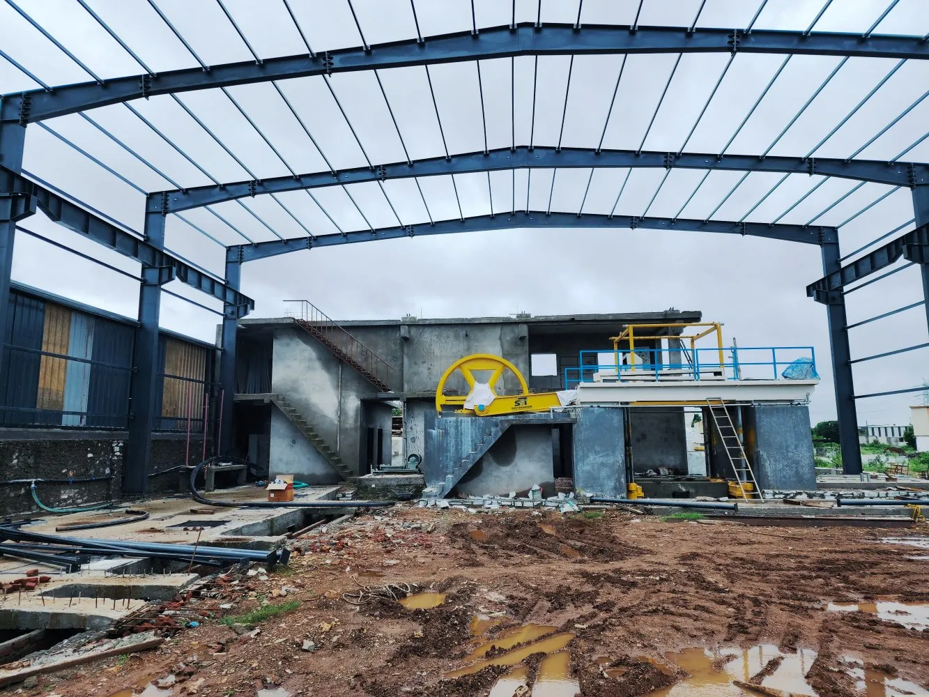 Common Mistakes to Avoid When Choosing Prefabricated Structures Manufacturers for Industrial Projects