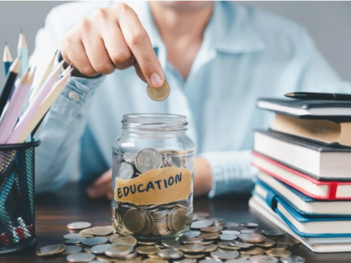 How to Manage Private Student Loan Servicing Without Getting Overwhelmed