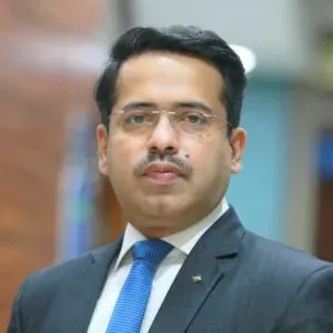 Who is the Best Spine Neurosurgeon in Mumbai? Complete Guide 2026