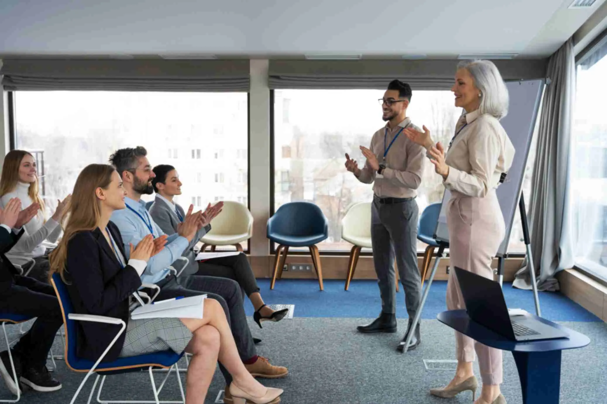 How Do Leadership and Management Courses Help Professionals Advance Into Senior Management Roles?
