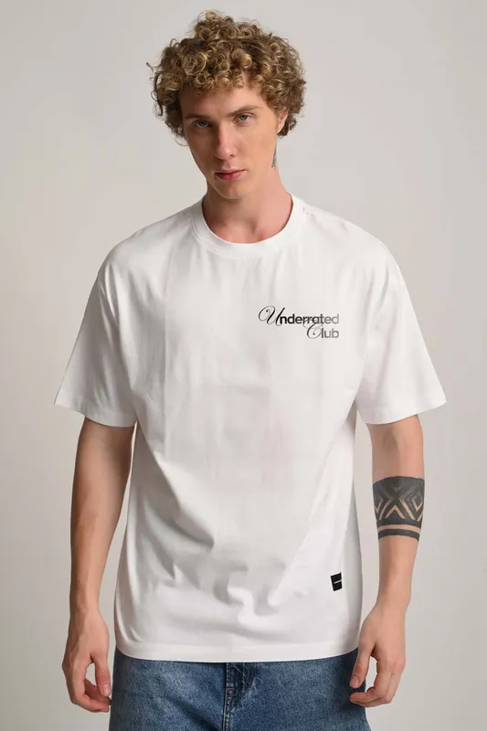 Oversized T-Shirts for Men: Why They’re the Ultimate Everyday Essential in 2026