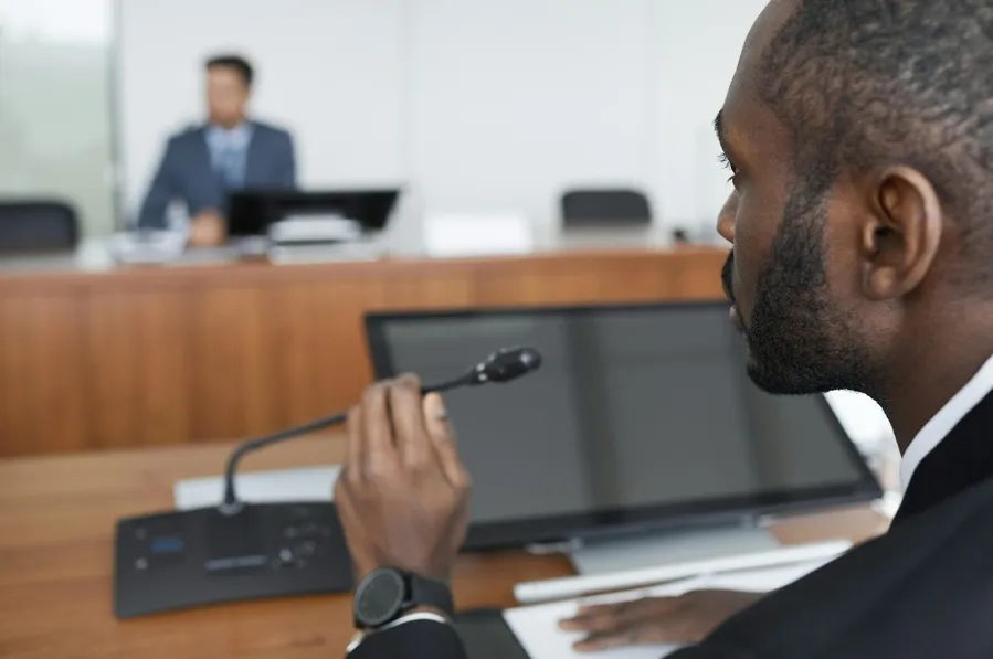 expert witness presenting digital forensic evidence in court