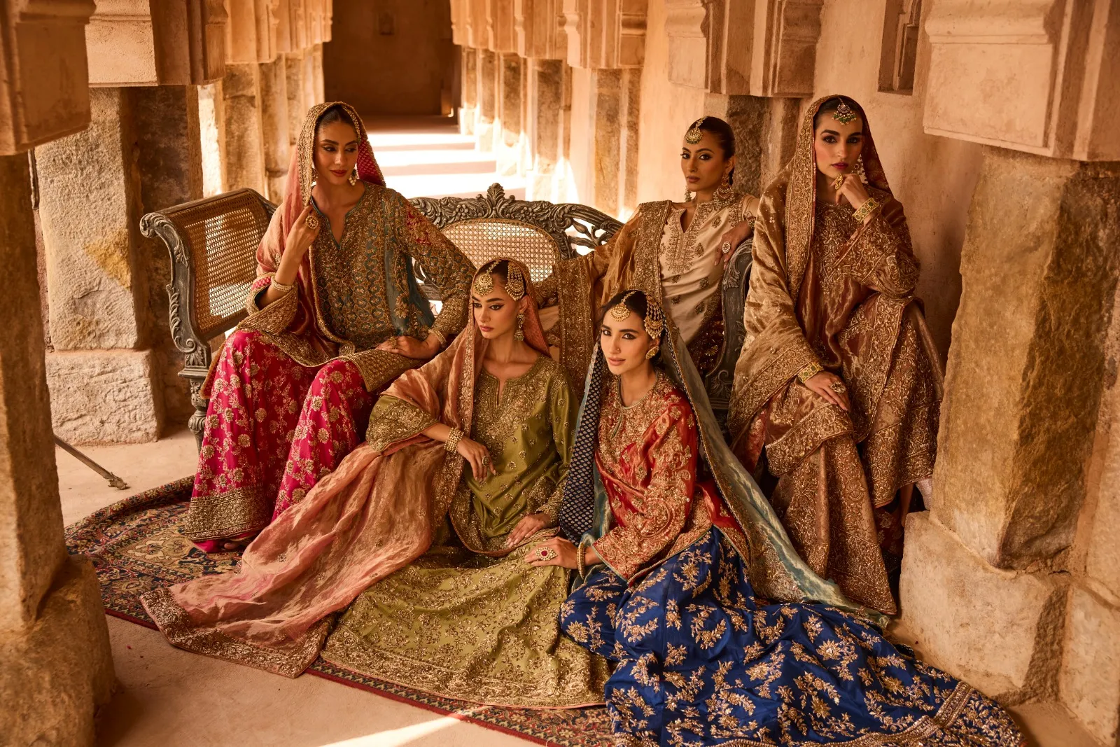 Best Designer Bridal Lehenga and Punjabi Bridal Lehenga For Royal Wedding Look