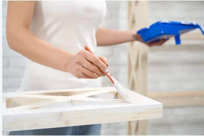 The Impact of Hydrophilic Fumed Silica Wood Coating on Water-Based Finishes