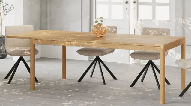 Extendable Dining Tables: The Perfect Blend of Style, Space, and Functionality
