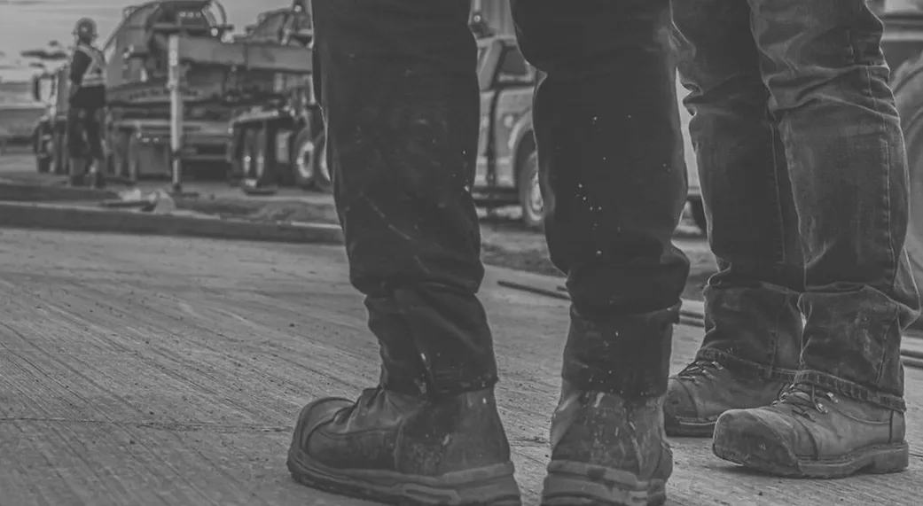 Professional well servicing in Alberta for enhanced oilfield performance