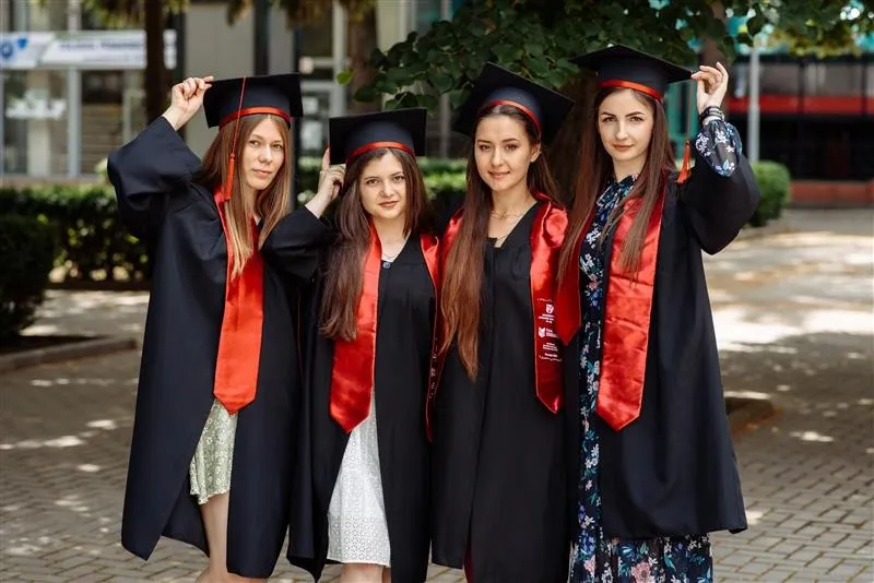 What Factors Matter When Buying Caps and Gowns for College?