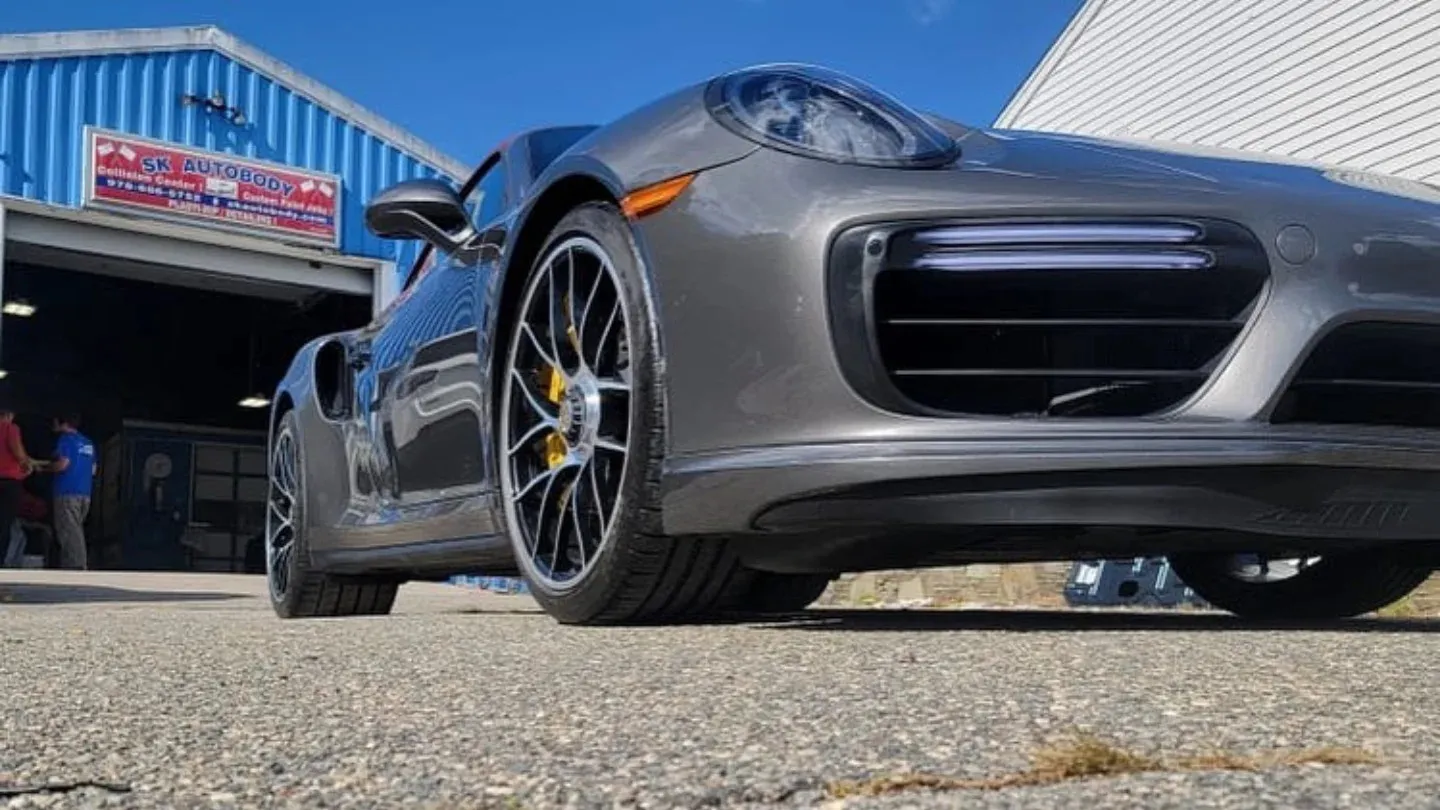 Top Signs You Need Auto Body Repair in Tewksbury, MA (2026 Guide)