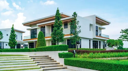 Why Do Property Buyers Use Bridge Financing in Competitive Markets?