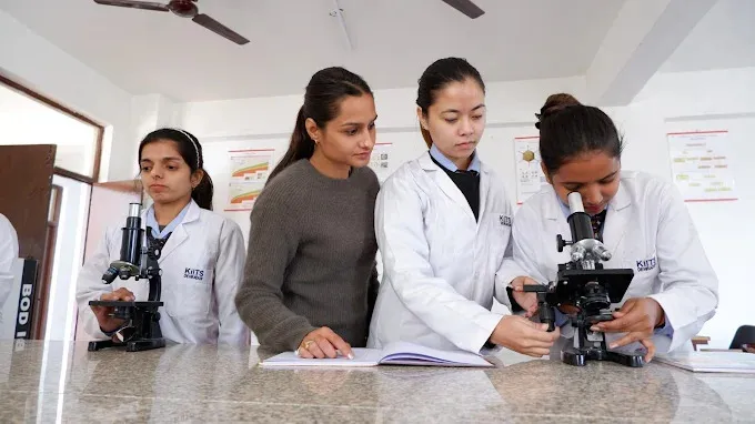 Build a Rewarding Career with the Best Pharmacy Course in Uttarakhand